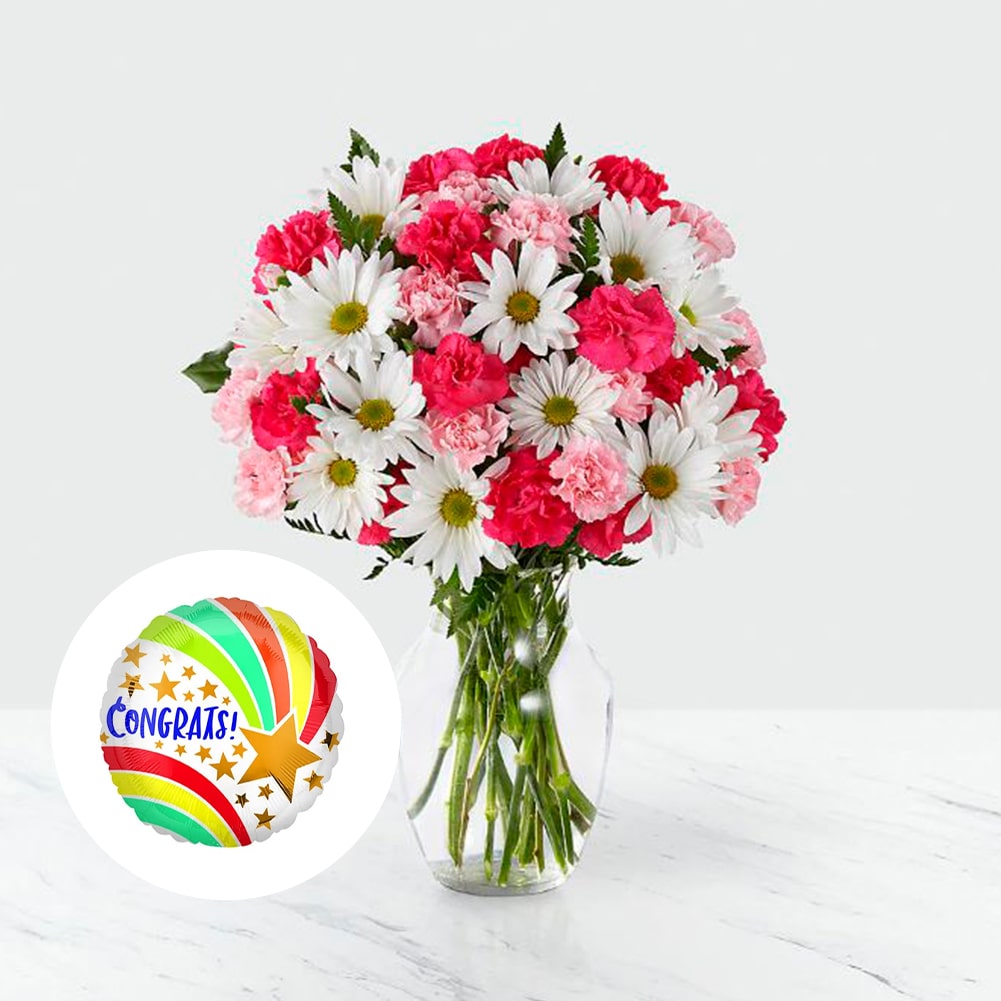 Amor en primavera + Congrats Shooting Star, Fresh Flowers Orlando, Florist Regalo De Flores Para Toda Ocasión, Arreglo Flores Amor Primaveral, Claveles, Margaritas, es un hermoso regalo de aniversario, regalo de flores de cumpleaños.Floristería En Orlando, FL. Delivery
