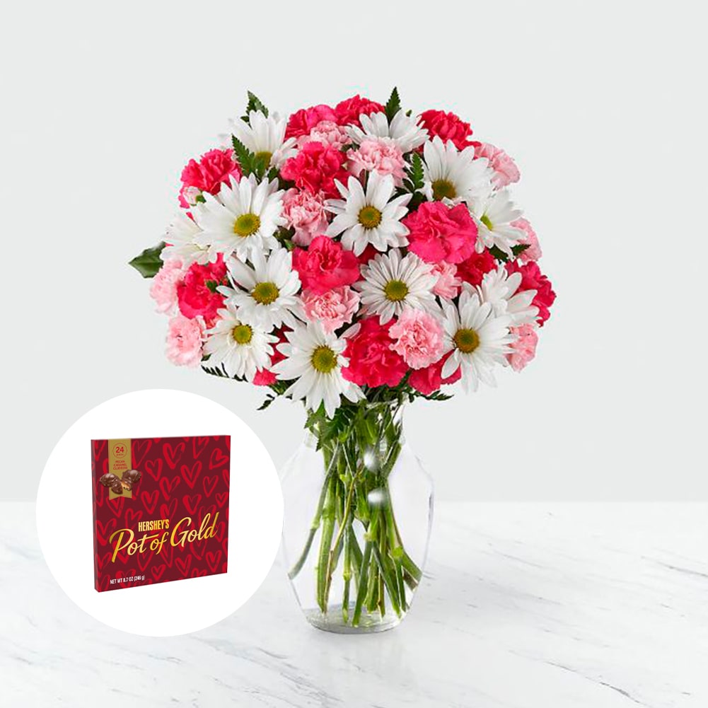 Amor en primavera + Hershey´s Pot of Gold, Fresh Flowers Orlando, Florist Regalo De Flores Para Toda Ocasión, Arreglo Flores Amor Primaveral, Claveles, Margaritas, es un hermoso regalo de aniversario, regalo de flores de cumpleaños.Floristería En Orlando, FL. Delivery