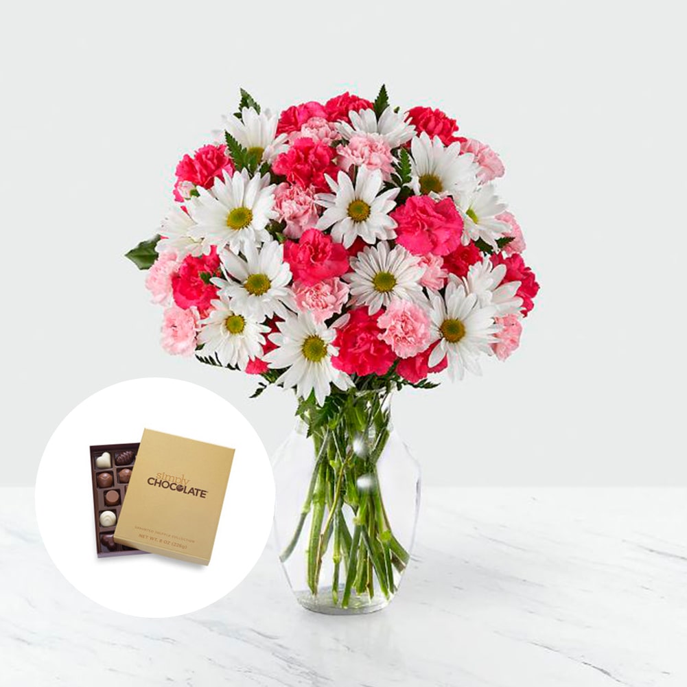 Amor en primavera + Simply Chocolate Gold Box, Fresh Flowers Orlando, Florist Regalo De Flores Para Toda Ocasión, Arreglo Flores Amor Primaveral, Claveles, Margaritas, es un hermoso regalo de aniversario, regalo de flores de cumpleaños.Floristería En Orlando, FL. Delivery