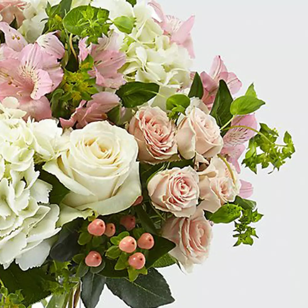 Surprise Mom with our Kisses For Mom flowers! ❤️ Honor Mom with a vase of hydrangeas, astromelias, roses and the sweet scent of imperico.