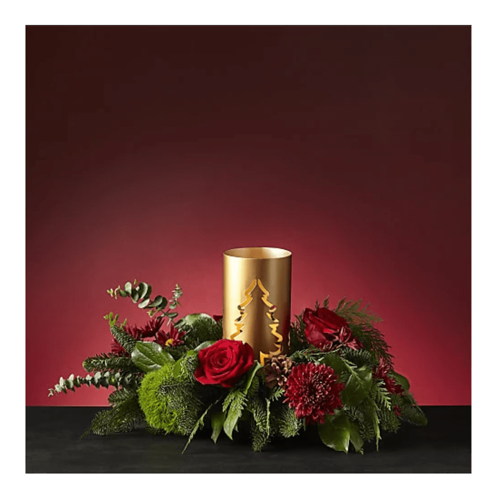 Woods Centerpiece (Standard) Reaviva tu aprecio por la belleza de un paisaje invernal con nuestro centro de mesa. Detalles del arreglo: Rosas, Margaritas, Domicilio Gratis Orlando FL, Fresh Flowers Orlando.