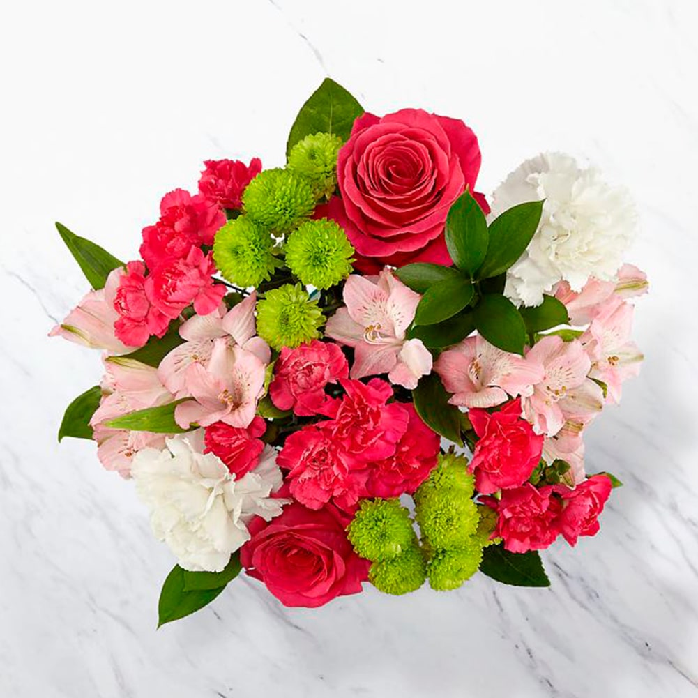 Ramo de Rosas y Alstroemerias Deja que florezca tu amor Rosas, alstroemerias, decoración del hogar con rosas, alstroemerias y claveles, es un hermoso regalo para aniversario, flor para cumpleaños, flores para toda ocasión, y decoración. Fresh Flowers Orlando