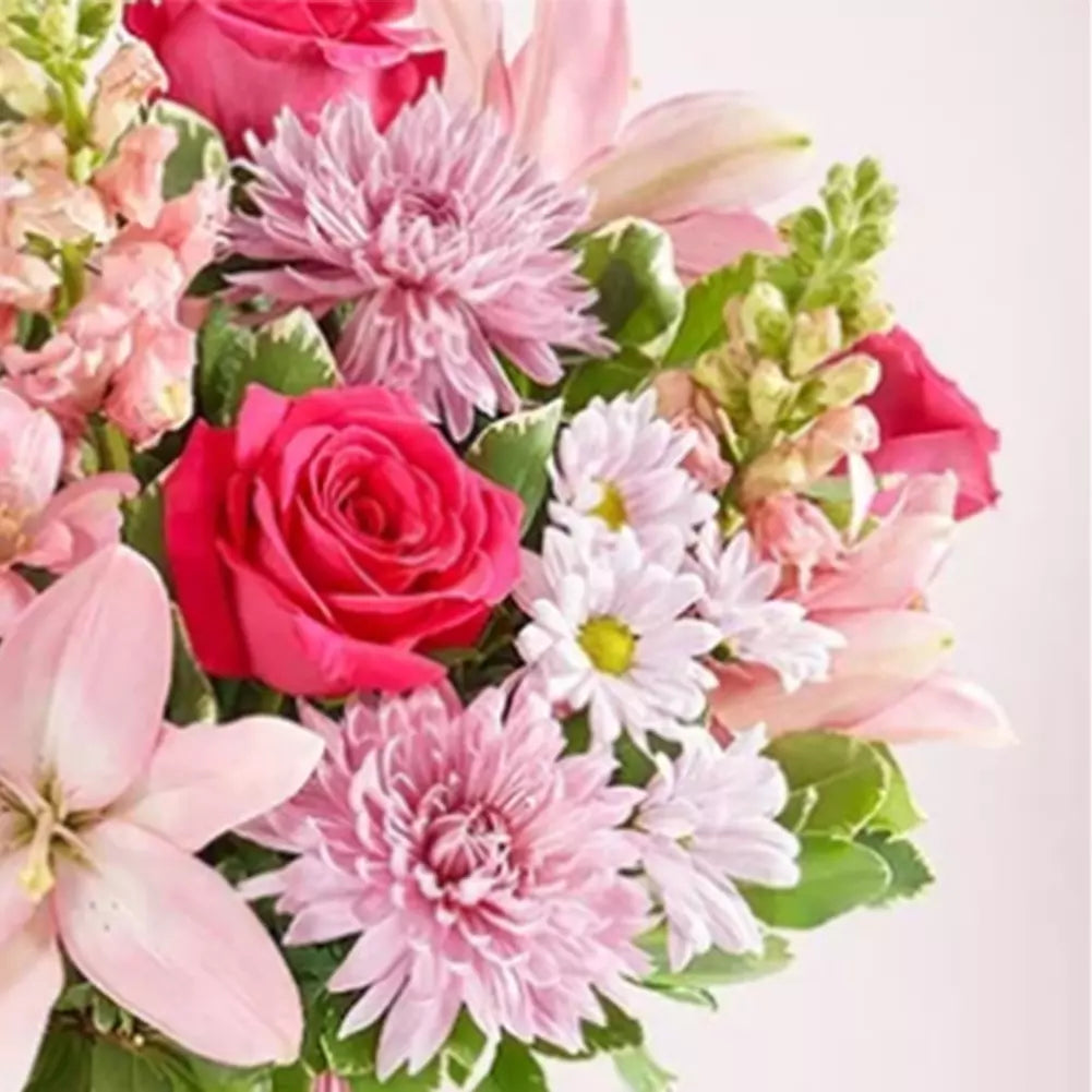 Sentiment For Mom, flowers to give with roses, lilies and pompoms, that transmit love, gratitude and joy, make her feel special with this beautiful detail, flower delivery in Orlando, Fresh Flowers Orlando, florist
