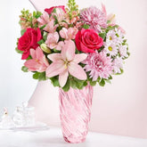 Sentimiento Por Mamá, flores para regalar con rosas, lirios y pompones, que transmiten amor, agradecimiento y alegría, hazle sentir especial con este hermoso detalle, entrega de flores a domicilio en Orlando, Fresh Flowers Orlando, florista