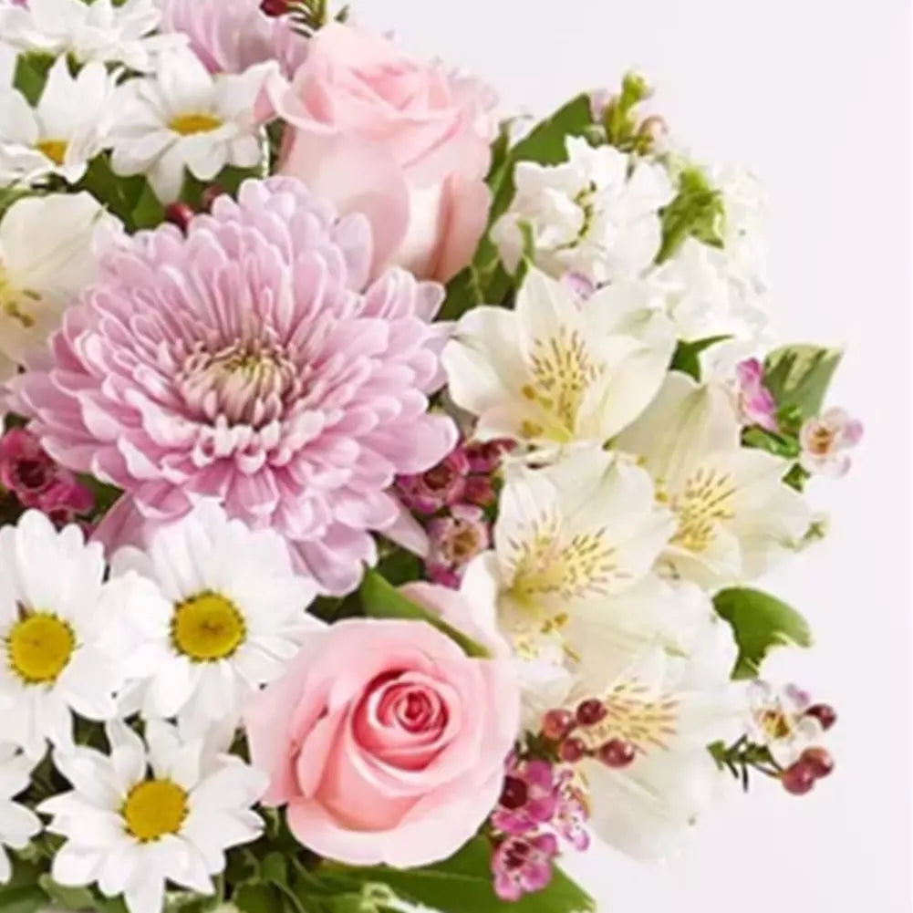Flowers For Mom is the perfect gift to show your mom how much you love her, this bouquet includes elegant roses, classic daisies, delicate astromelias and vibrant carnations, flower delivery to Orlando, Fresh Flowers Orlando.