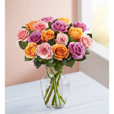 Rosas Para Mujer, Roses In Pastel Tones, Arrangement Of Roses With 24 And 36 Roses In Beautiful Tones, Arrangement In Transparent Vase, Home Deco. Rosas En Tonos Pastel, Arreglo De Rosas Con 24 Rosas En Bellos Tonos, Arreglo En Jarrón Transparente, Decoración Hogar.
