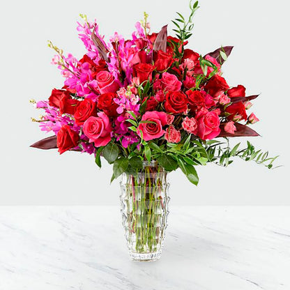 Rosas Rojas de Aniversario, Es un hermoso regalo para un aniversario, un regalo de flores para un cumpleaños, flores para todas las ocasiones y decoración. Fresh Flowers Orlando.
